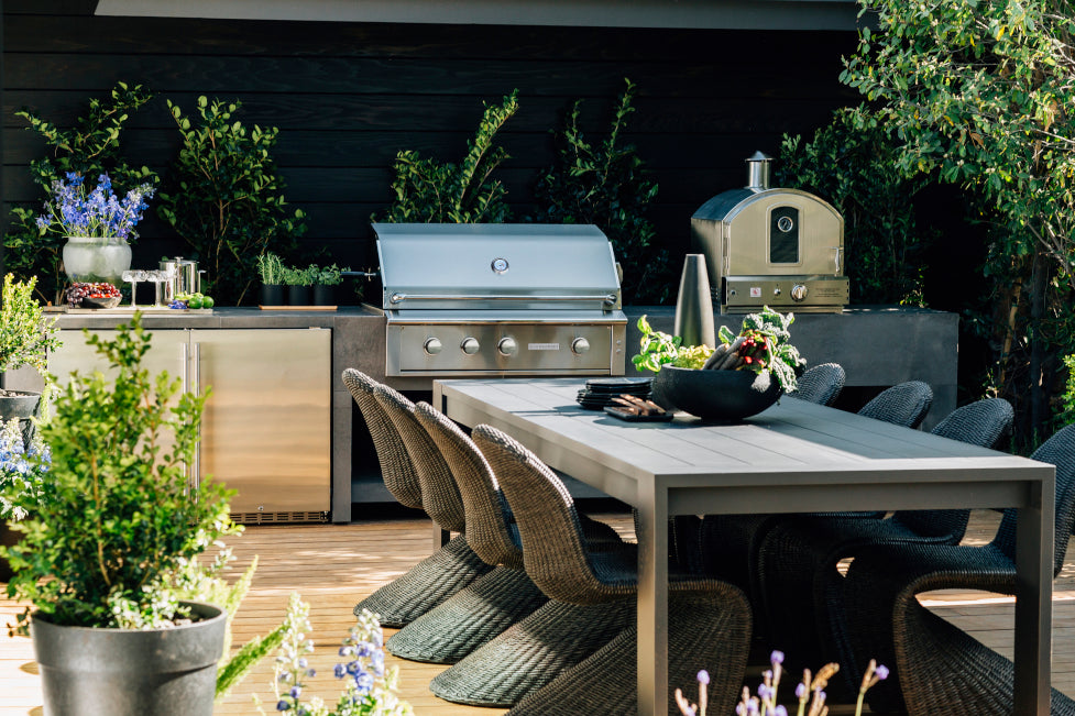 Summerset Grills "The Oven" Built-In or Countertop Gas Fired Outdoor Pizza Oven