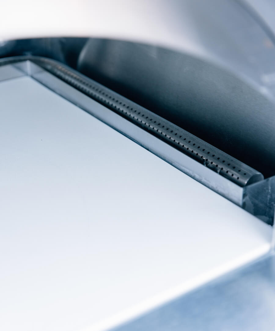 Summerset 32-Inch Countertop Hybrid Pizza Oven - Propane and Wood Fired Outdoor Cooking